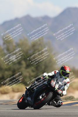 media/Oct-13-2025-Moto Forza (Mon) [[a66d839500]]/2-A Group/Session 4 Turn 7/